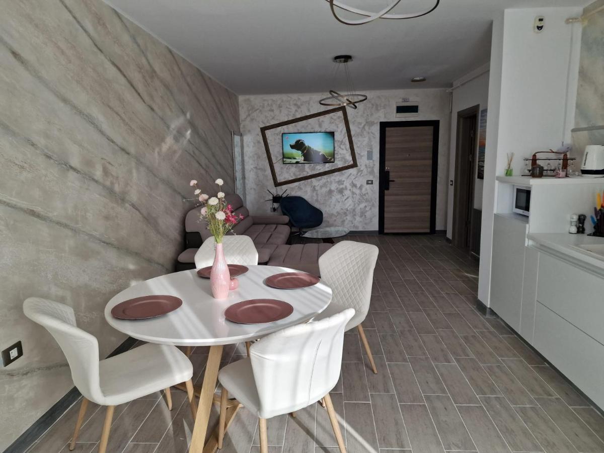 Livia Apartment Navodari Dış mekan fotoğraf