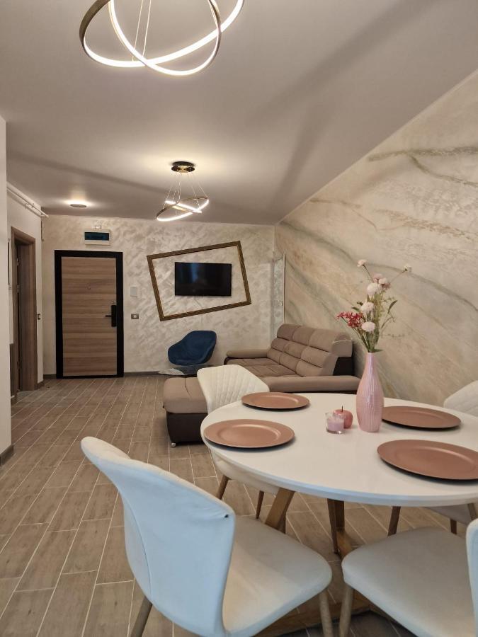 Livia Apartment Navodari Dış mekan fotoğraf